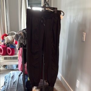 Black Jogger Pants / lululemon studio jogger